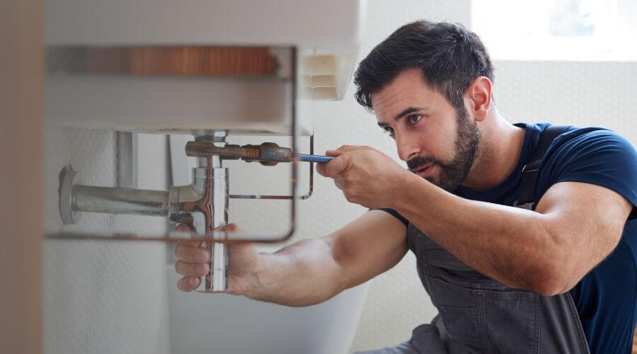 Expert burst pipe repair services in Plaucheville, LA